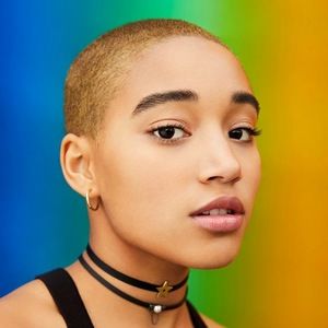 Meet your Posher, Leila